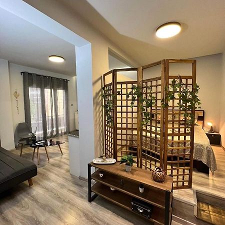 Sweet & Modern Flat At The Center Of Athens Appartamento Esterno foto