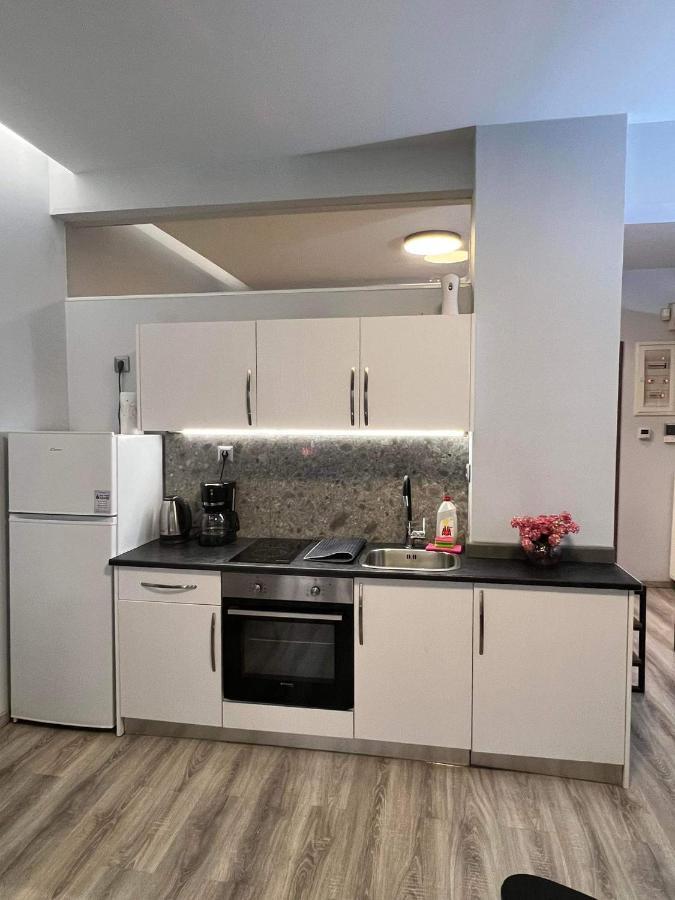 Sweet & Modern Flat At The Center Of Athens Appartamento Esterno foto